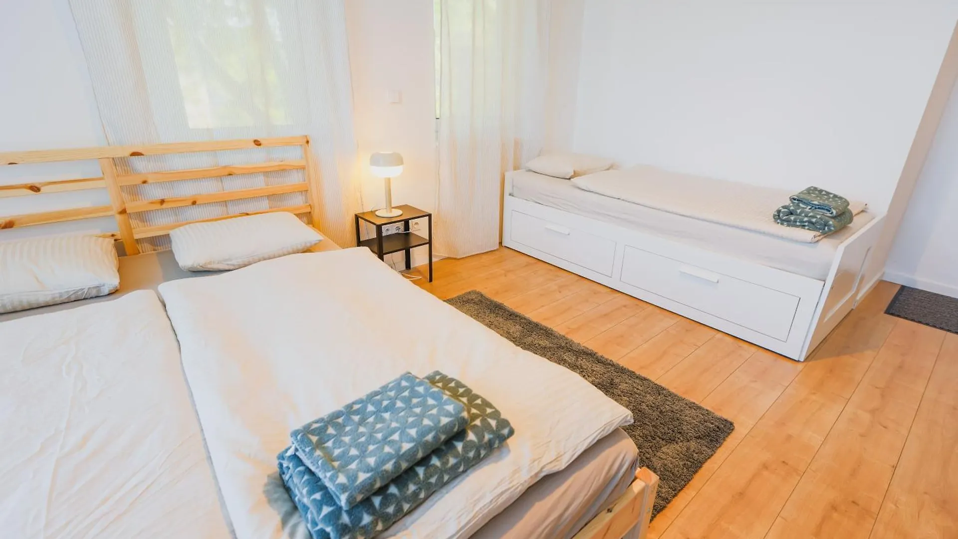 Prague Camping Dzban Kemping