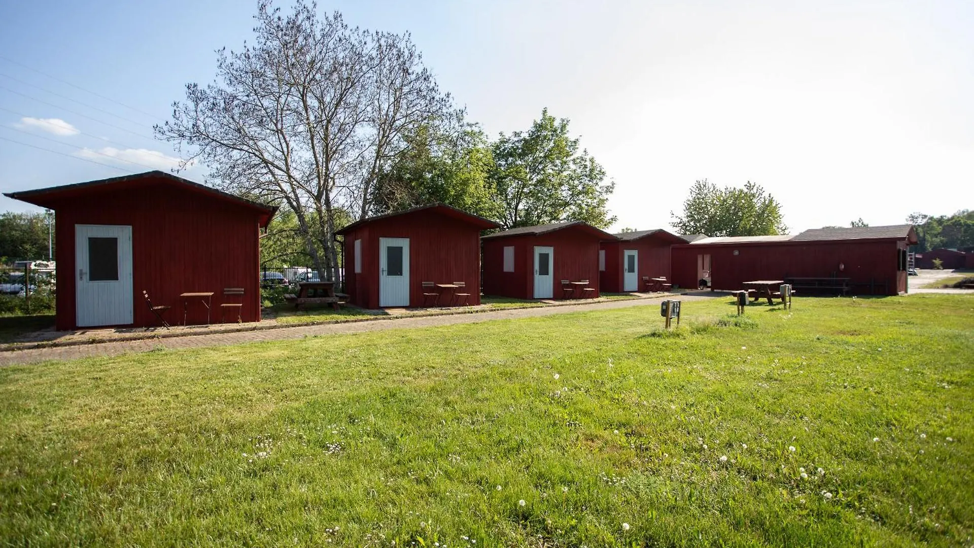 Prague Camping Dzban キャンプ場