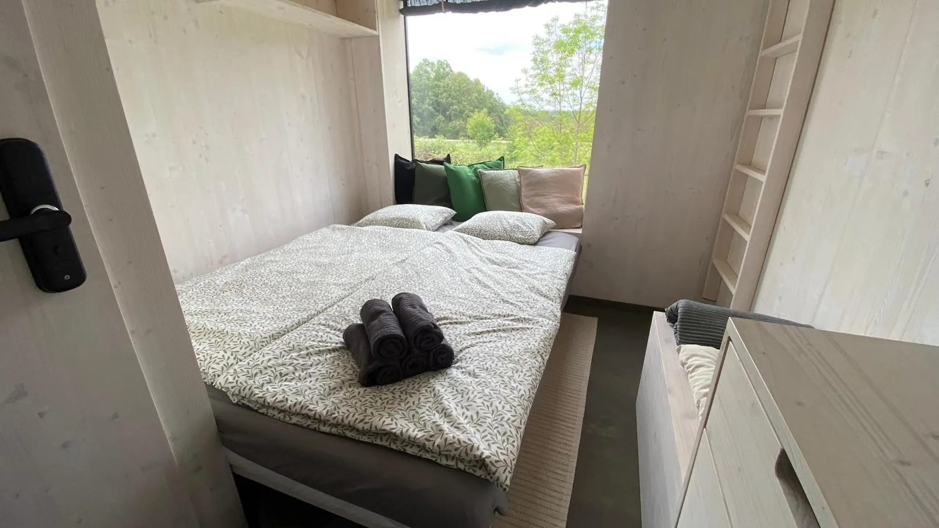 Prague Camping Dzban