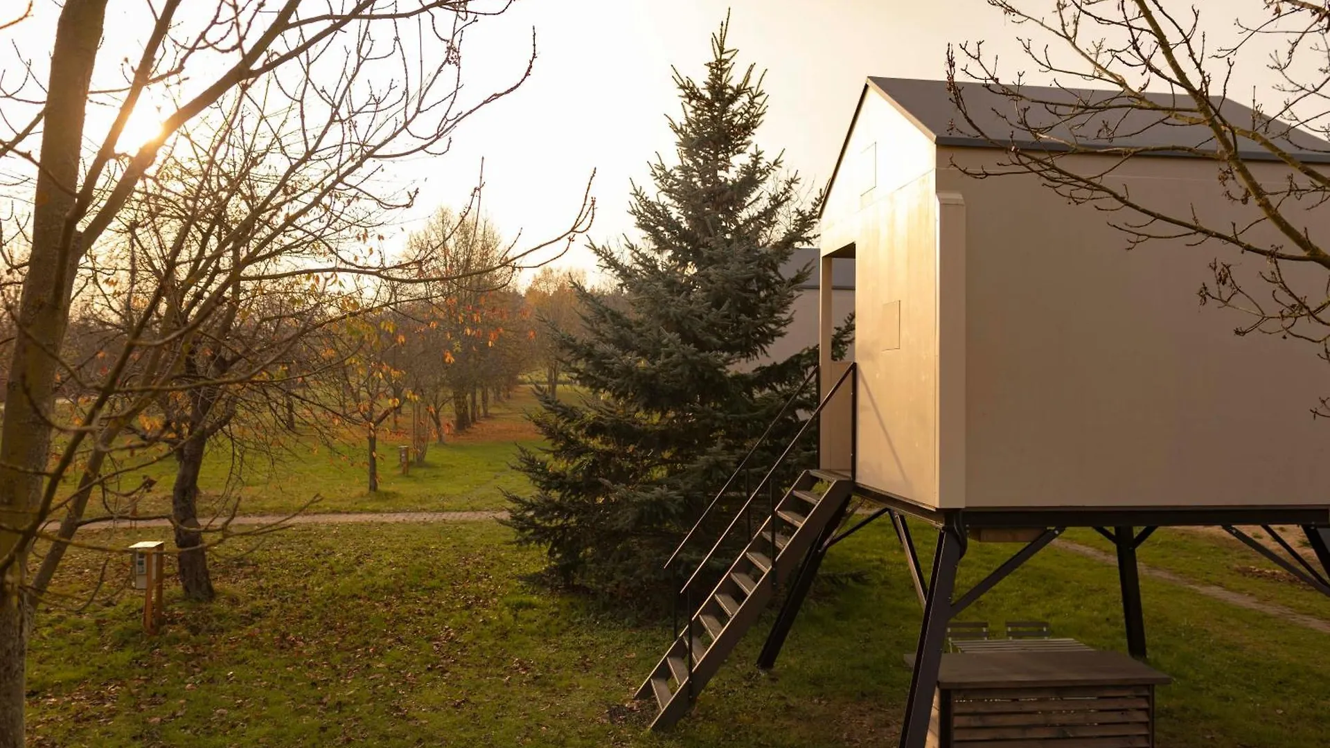 キャンプ場 Prague Camping Dzban チェコ